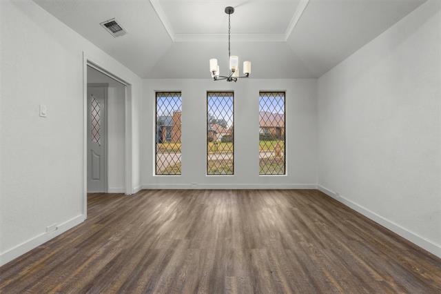 Building Photo - 1503 Bellflower Dr