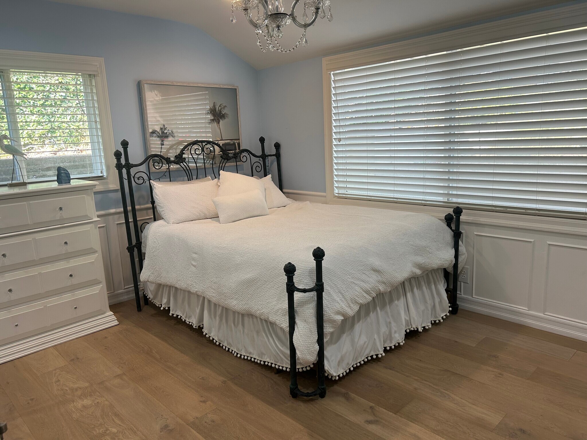 Bedroom hard wood floors and wainscoting - 27078 Sunnyridge Rd