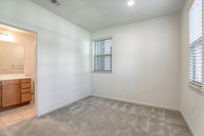 Building Photo - MODERN LUXURY IN SCENIC COMMUNICATIONS HILL LIGHT-FILLED INTERIORS WITH GREENBELT VIEWS