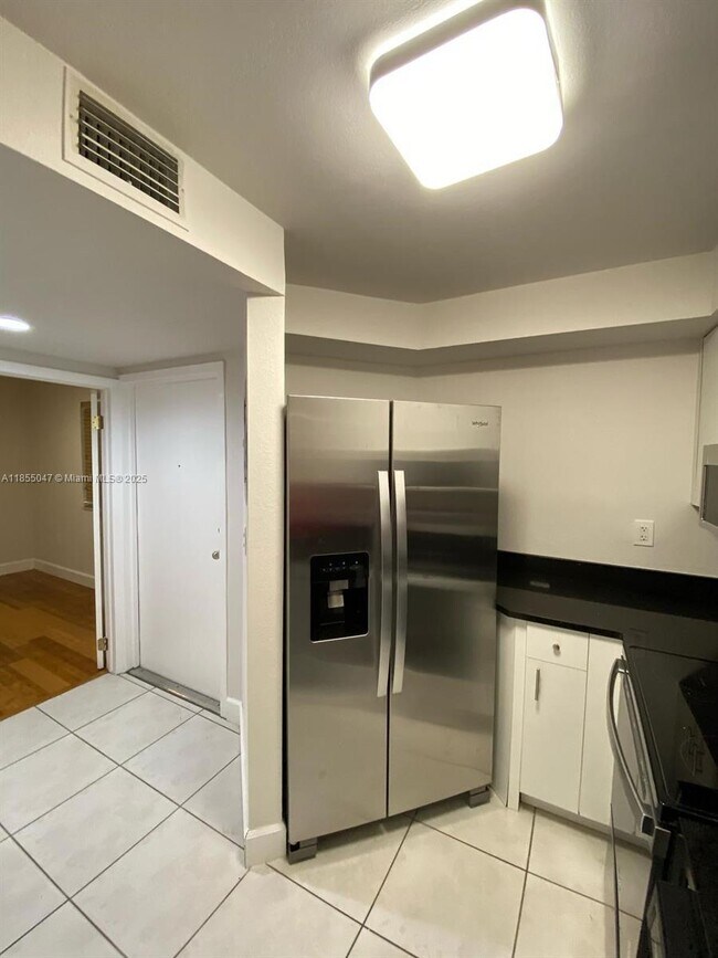 Building Photo - 8275 SW 152nd Ave