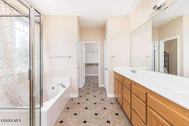 Building Photo - 1462 Windmill Way