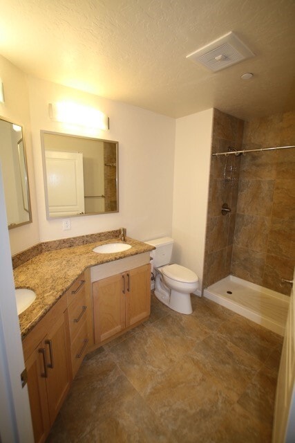 Building Photo - 2 Bedroom Condo close to Downtown and Shopping!