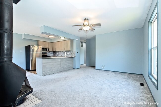 Building Photo - 1402 Inverrary Ln