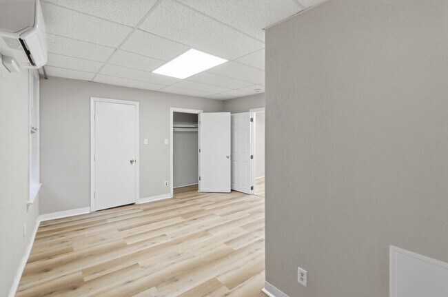 Building Photo - 20-24 Main St - Unit 3