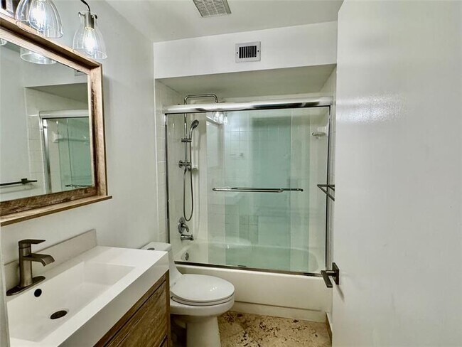 Building Photo - 5357 Buckhead Cir