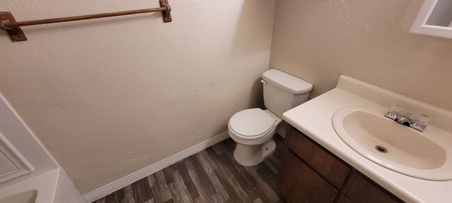 Building Photo - 23-1-6