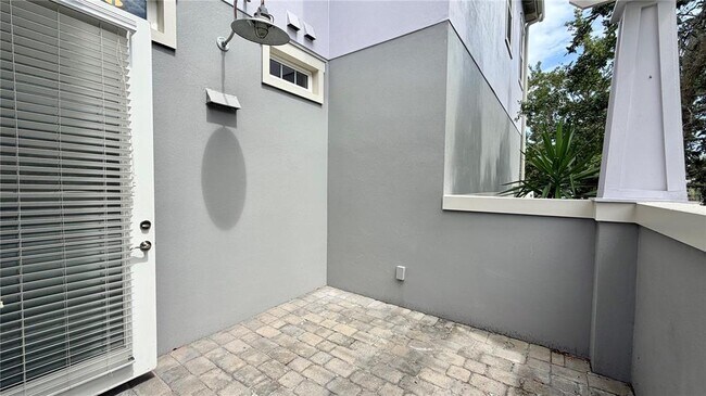 Building Photo - 8348 Tavistock Lakes Blvd
