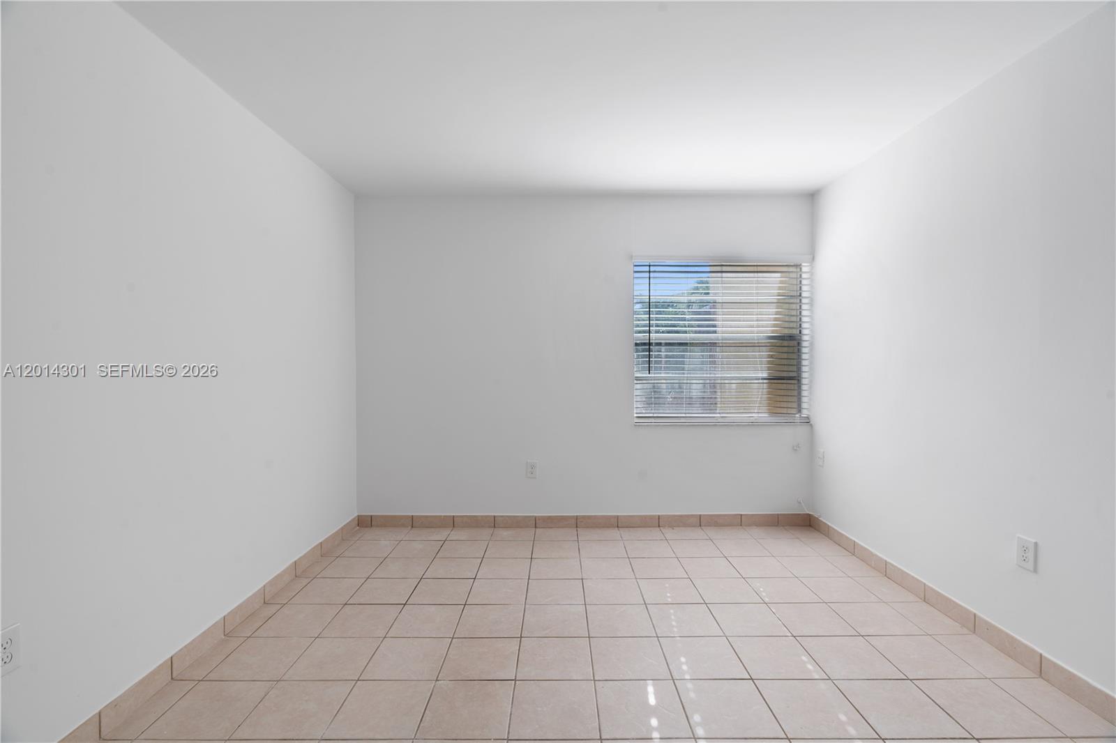Building Photo - 9390 W Flagler St
