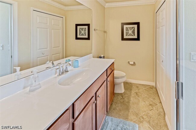 Building Photo - 9735 Acqua Ct