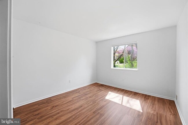 Building Photo - 1747 Cy Ct