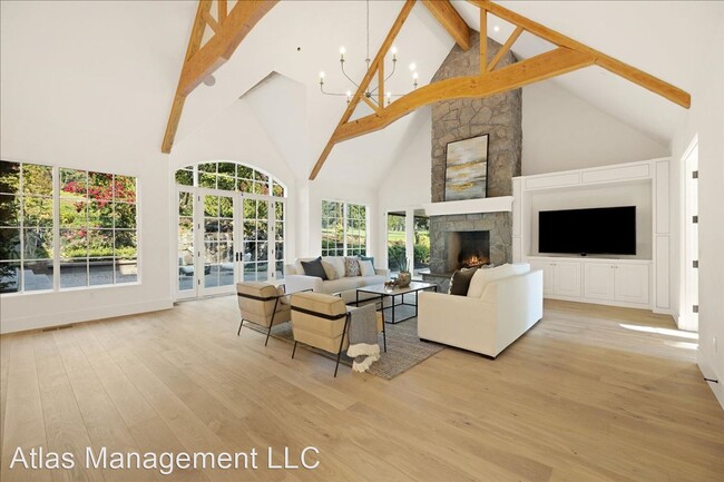Building Photo - 4 br, 4.5 bath House - 1199 Fairway Rd