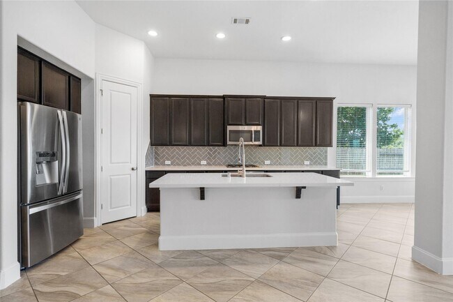Building Photo - 752 Mayhill Ridge Ln