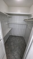 Building Photo - 2414 Lemon Tree Ln