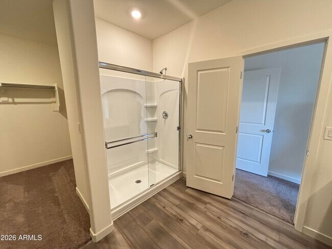 Building Photo - 675 N Crowned Dove Trail