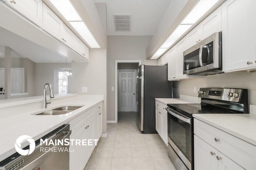 Building Photo - 8358 Natoma St