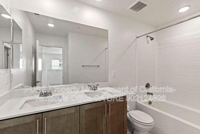 Building Photo - 208 Canopy Trails Pl