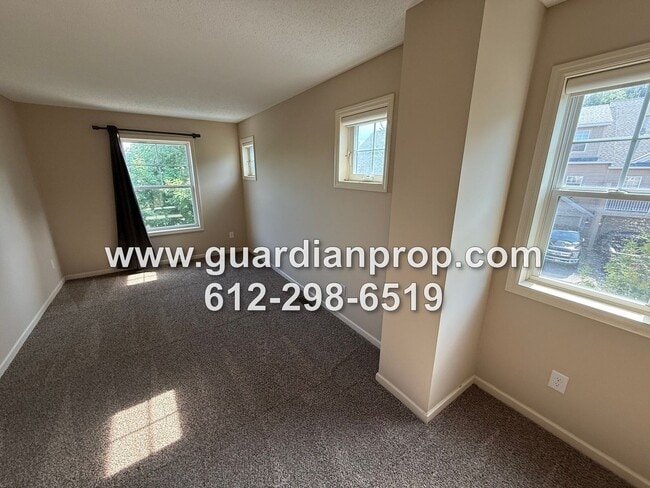 Building Photo - End Unit Townhouse Available Now, Loft Area, Large Primary Suite, Private Side Patio