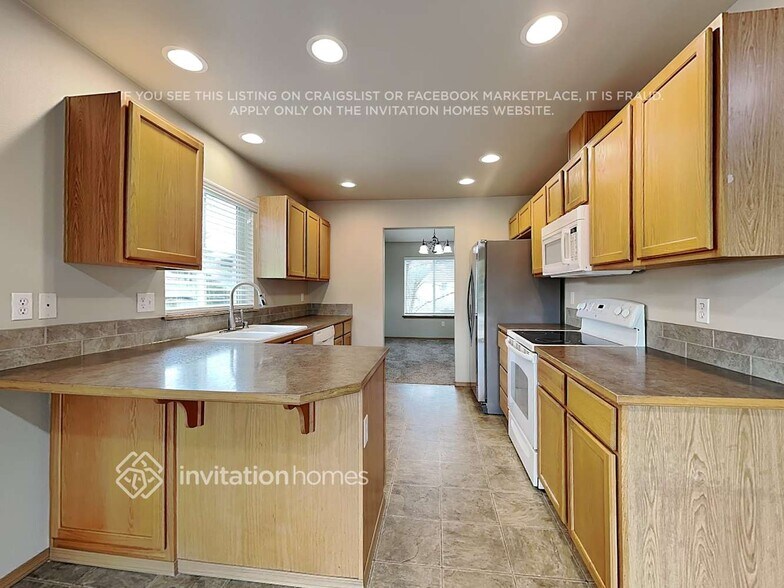 Building Photo - 10207 Broadway Ave S