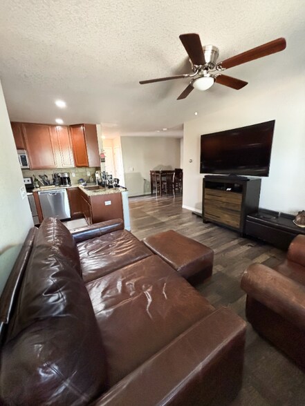 Building Photo - 6107 Kochia Ct
