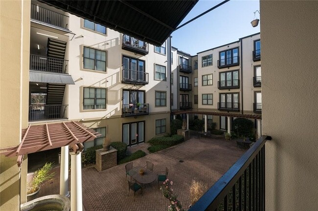 Building Photo - 5300 Peachtree Blvd