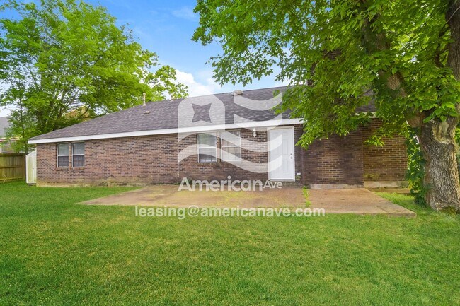 Building Photo - 4305 Liztame Dr