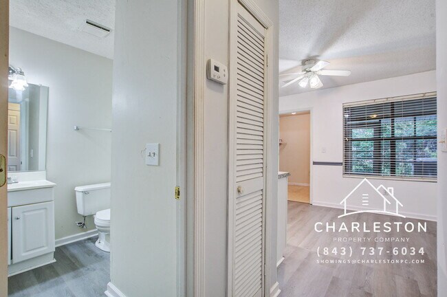 Building Photo - 6280 Lucille Dr