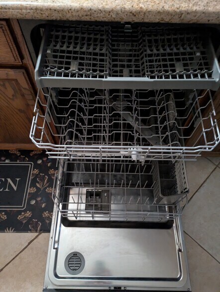 New Dishwasher - 5762 Olvera Ave