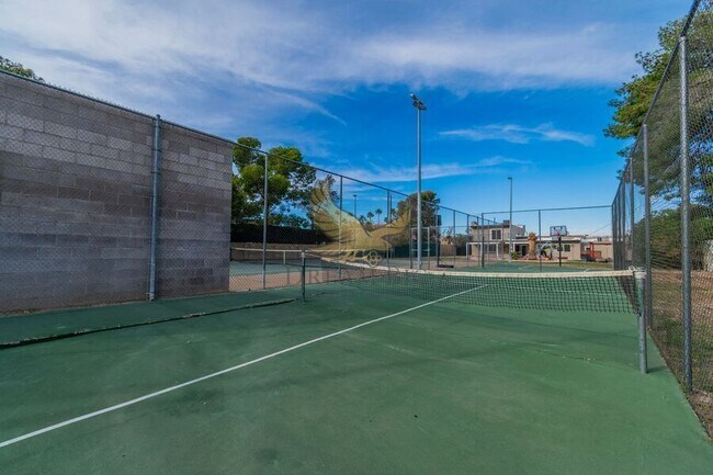 Building Photo - 6845 Coley Ave