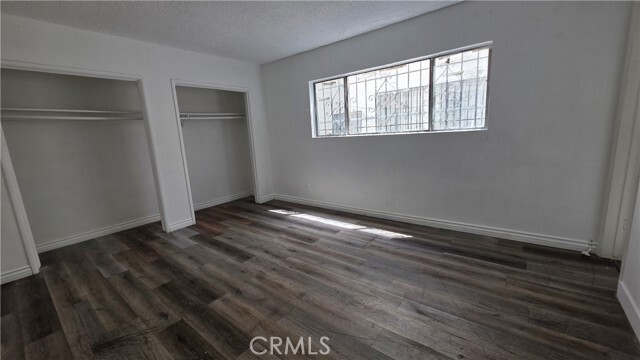 Building Photo - 3856 W 113th St