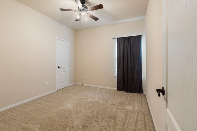 Building Photo - 19735 Dayton Springs Dr