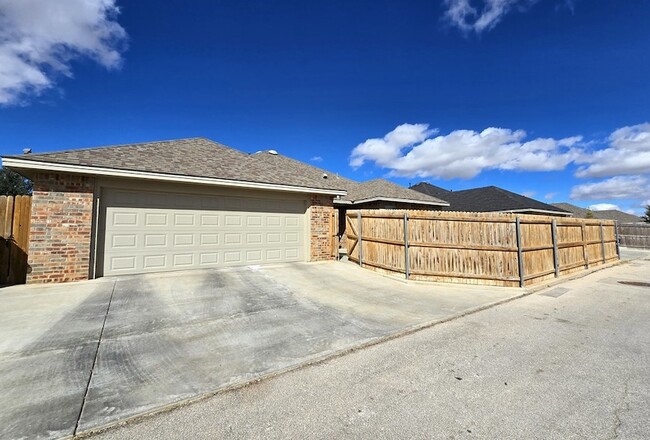 Building Photo - 6109 Frio Dr