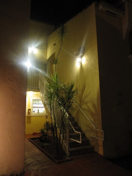 Building Photo - 1180 NW 125th Path