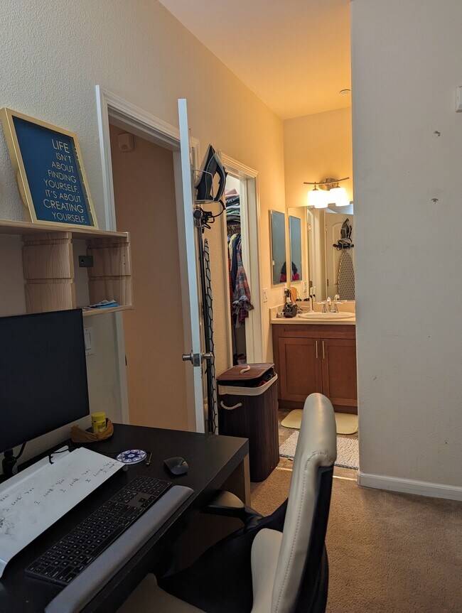 Bedroom2 - 764 Grandview Ter