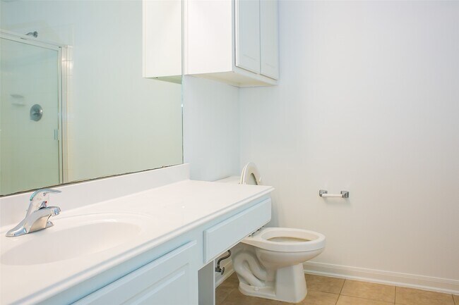Building Photo - 91 Genesee Ridge Dr