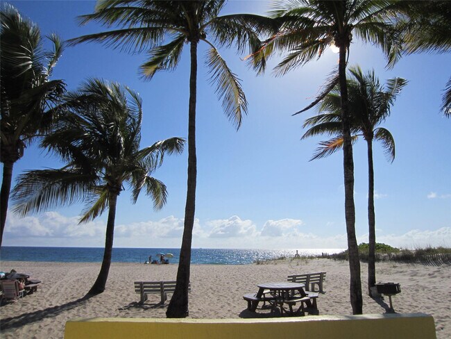 Building Photo - 1421 S Ocean Blvd