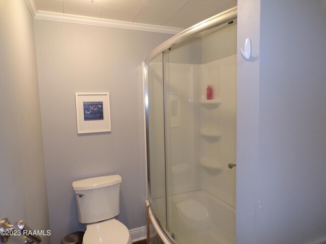 Building Photo - 212 Thoroughbred Dr