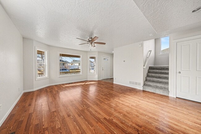 Building Photo - 4316 Paintbrush Dr