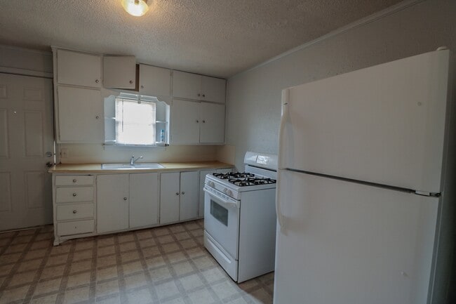 Building Photo - Charming 2-Bedroom in NW Lubbock