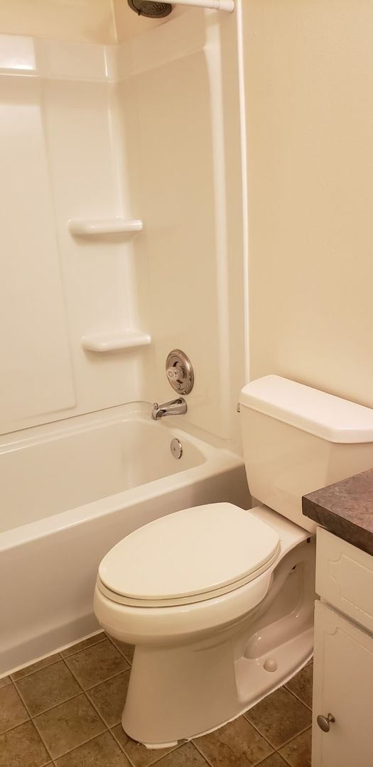 Building Photo - 2909-2911 E. 33rd Ave