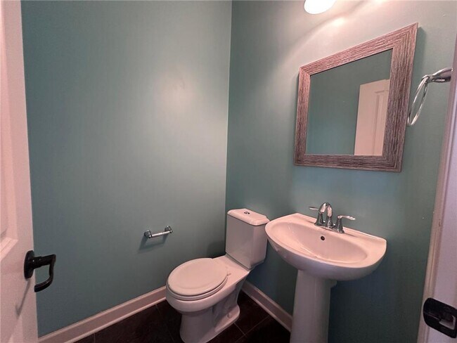 Building Photo - 3379 Ridgestone Way