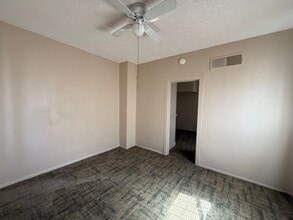 Building Photo - 1145-1147  W FILLMORE ST
