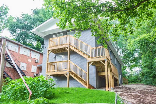 Building Photo - 199 Troy Street