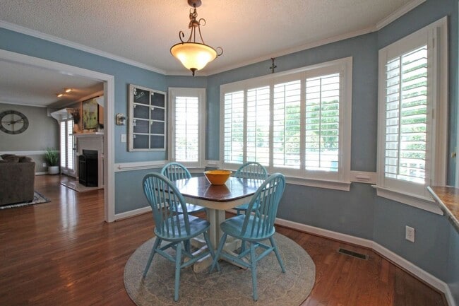 Building Photo - 103 Carolina Wren Cir