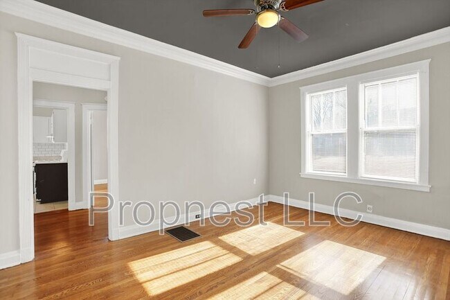 Building Photo - 312 S Cleveland St