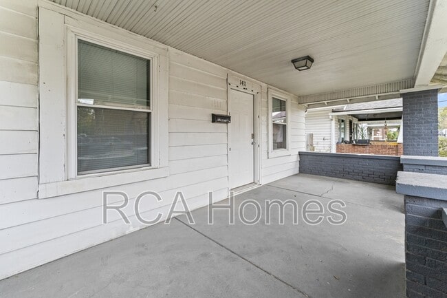 Building Photo - 1411 N Belleview Pl