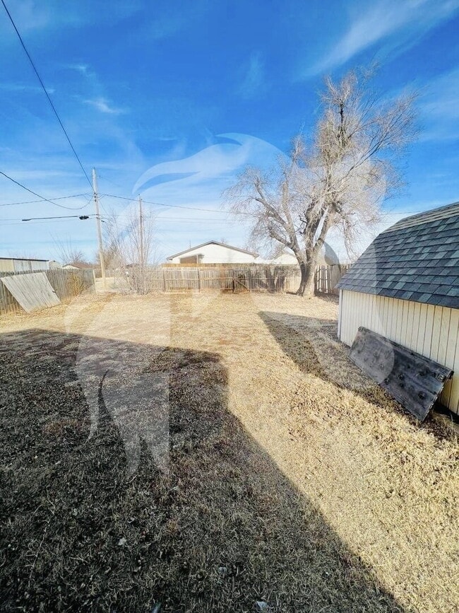 Building Photo - COMING SOON! 3-Bedroom Home in Woodward – Your Cozy Retreat on Santa Fe Street!