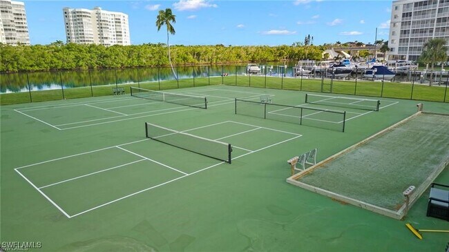 Building Photo - 15 Bluebill Ave