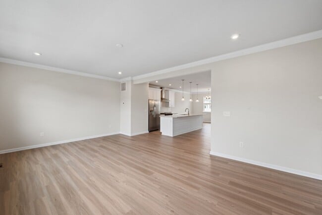 Building Photo - New Contruction Rental in the Reserve of G...