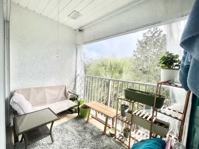 Building Photo - 4274 Calinda Ln