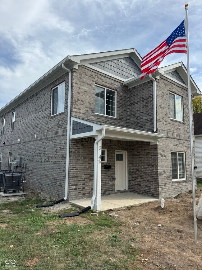 Building Photo - 2145 Columbia Ave